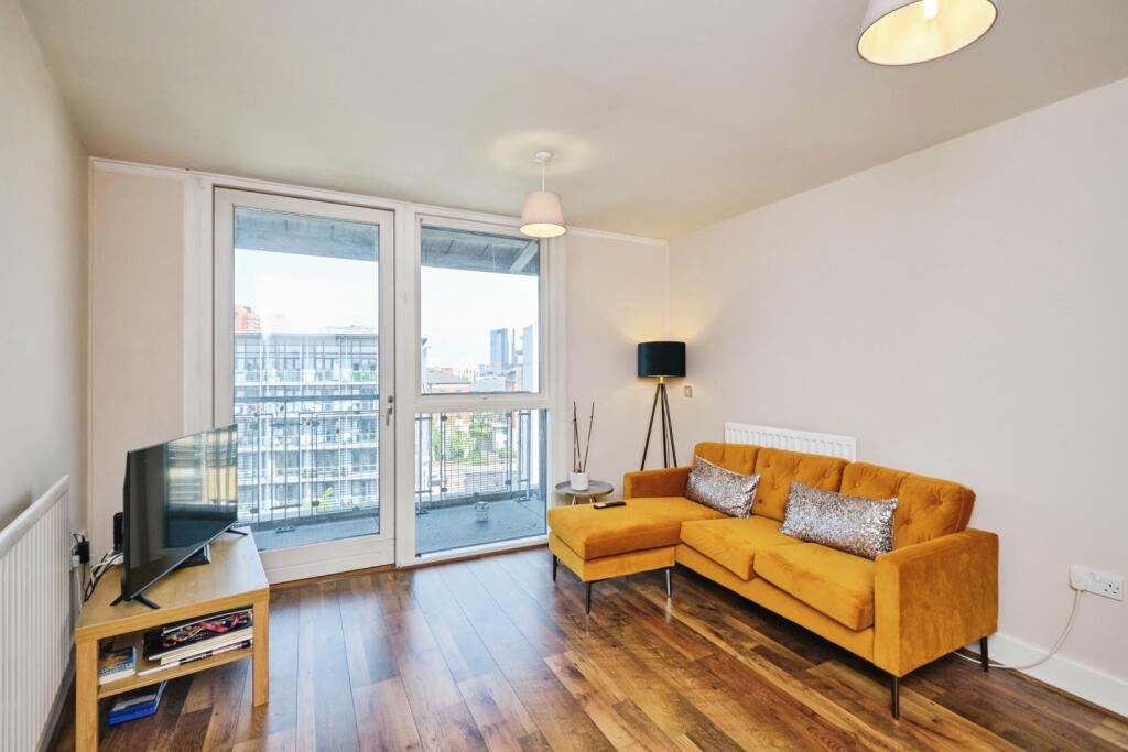 Main image of property: Longleat Avenue, Birmingham, West Midlands, B15