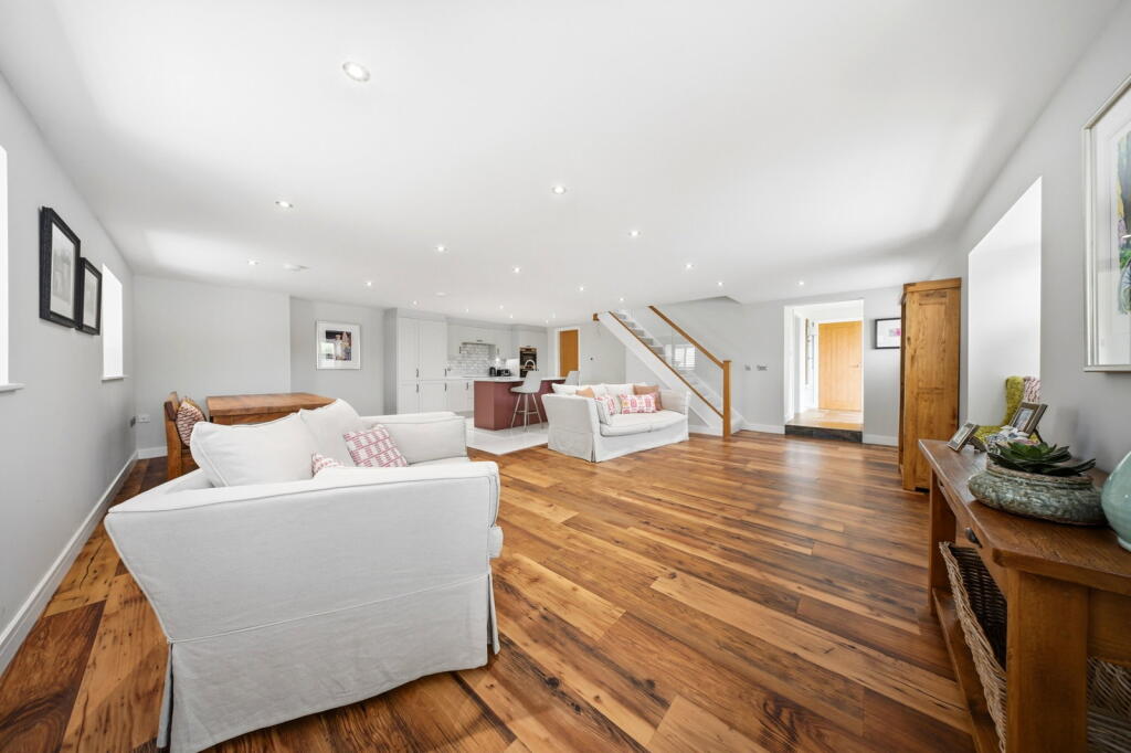 House in Ribble Valley, Gisburn - View 3