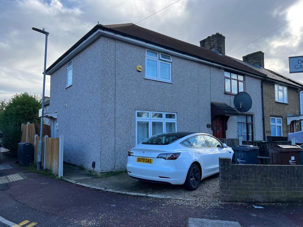 Main image of property: Canonsleigh Road, Dagenham