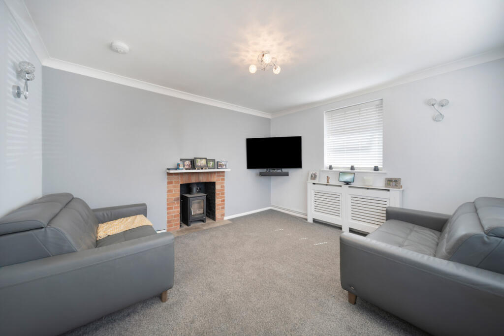 House in Ipswich - View 2