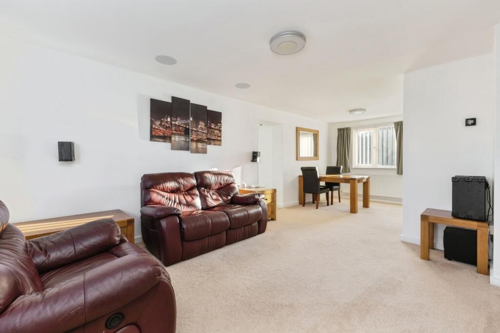 Lime Tree Avenue, WYMONDHAM, Norfolk, NR18 photo 4