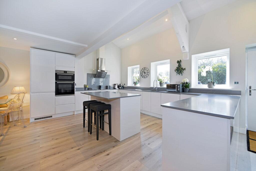 House in Waverley, Alfold - View 2