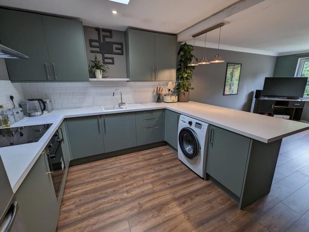 Main image of property: London Road, Northampton