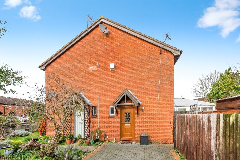 Main image of property: Norris Close, ABINGDON