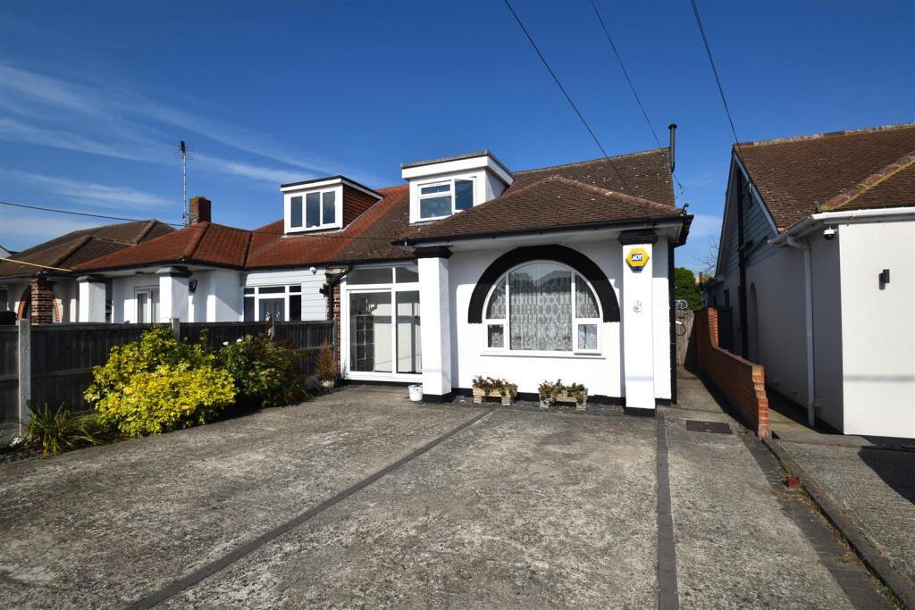 Main image of property: Spencer Gardens, Rochford