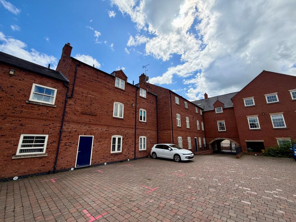Main image of property: Bosworth House, Ashby de-la-Zouch, LE65 1BF