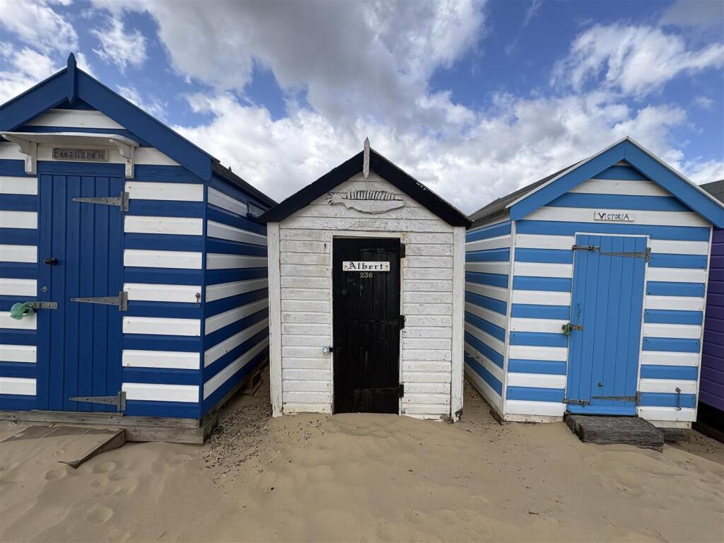 Main image of property: The royals, Southwold