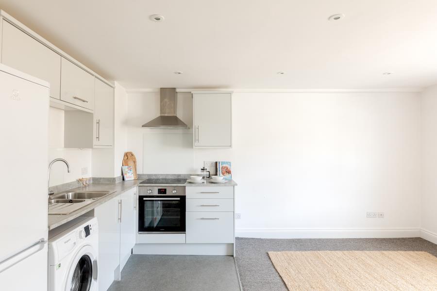 Apartment in Bristol, Clifton Village, Hotwells - View 4