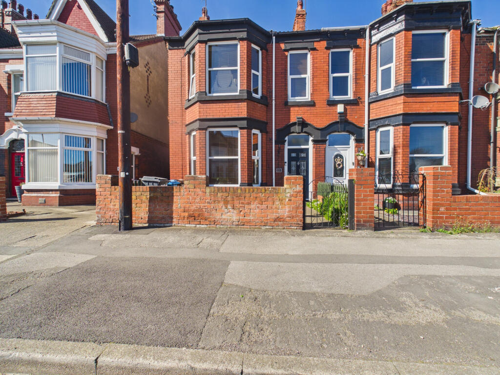 Main image of property: Holderness Road,  Hull, HU8