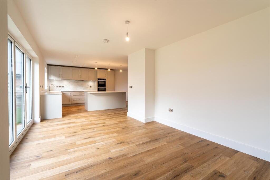 2 Brook Lane, Wessington photo 3