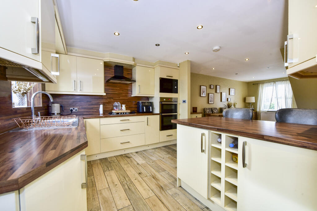 House in Barnsley, South Yorkshire - View 4