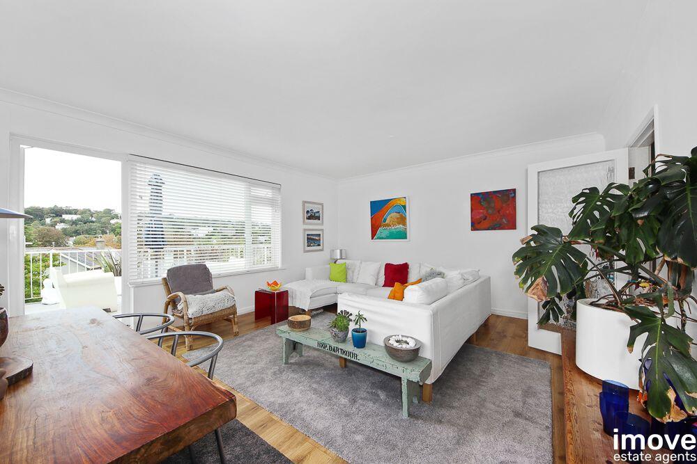 Apartment in Torquay, Wellswood - View 2
