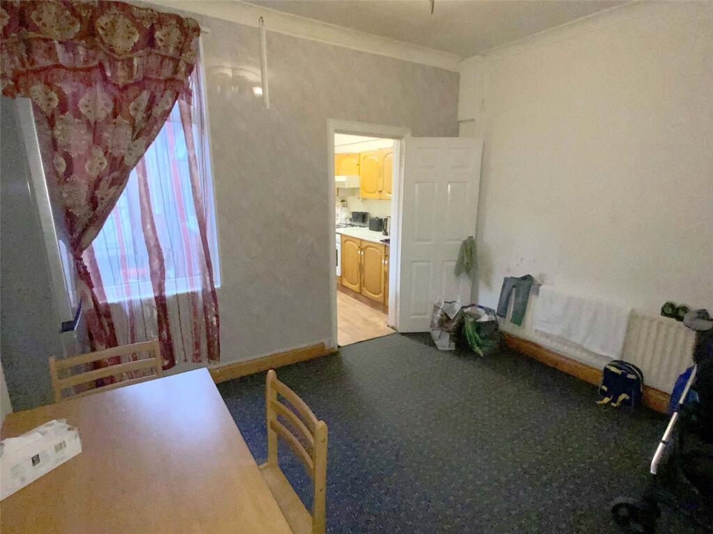 House in Stockton-on-Tees - View 4
