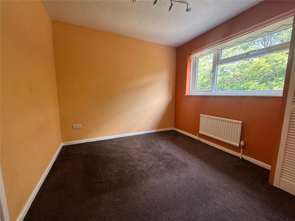 House in Bromley - View 5