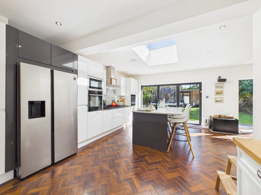 Sandiland Crescent, Hayes, Bromley, BR2 photo 4