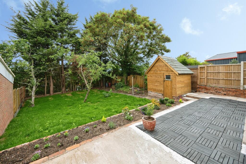 House in Dudley, Gad's Green - View 4