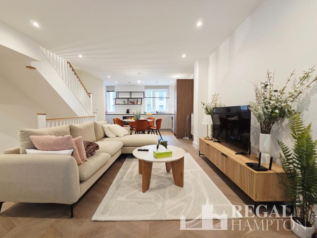 Main image of property: Baldwin Lane, Greenwich, London, SE3