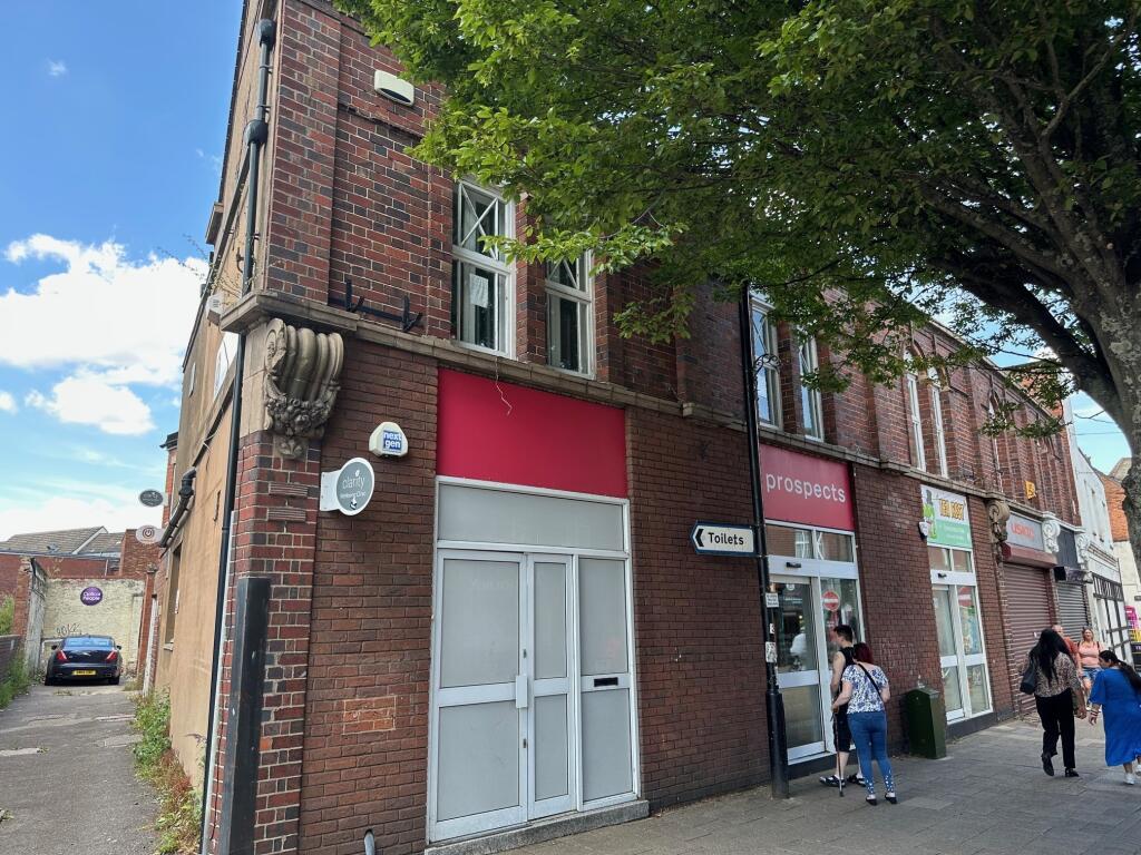 Main image of property: 15b, Coventry Street, Nuneaton