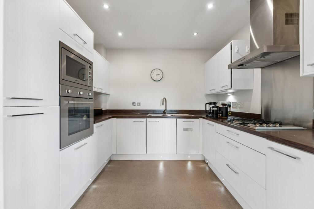 Apartment in Glasgow - View 5