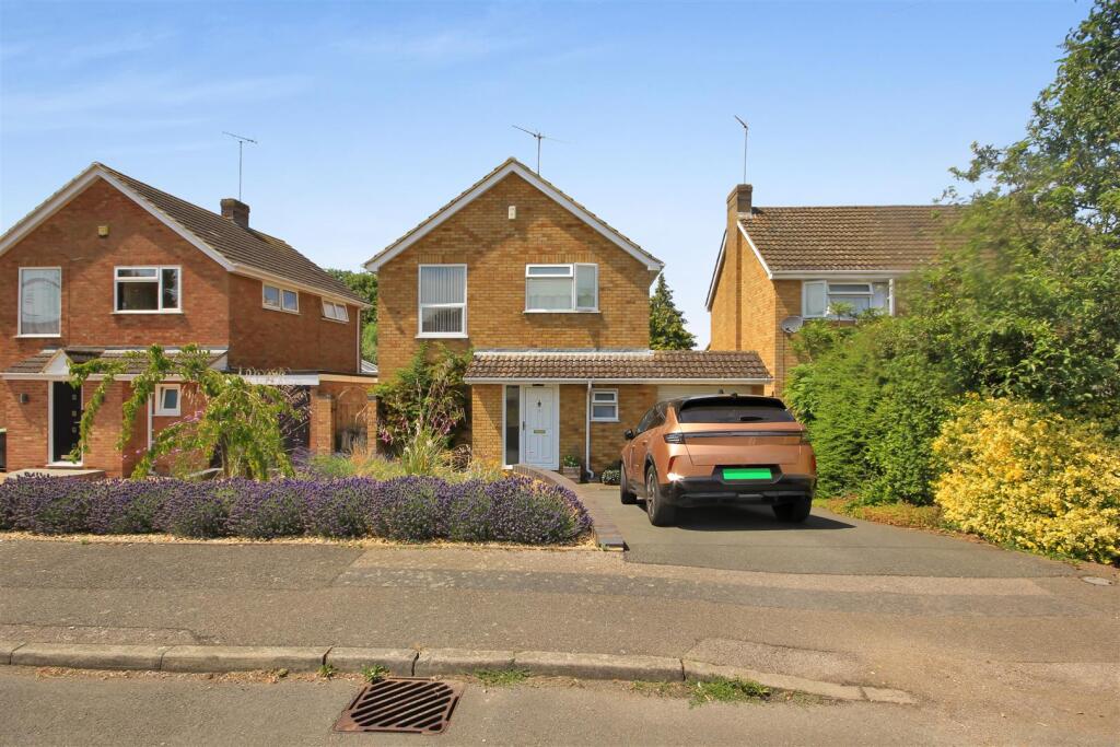 Main image of property: NN10, Meadow View, Higham Ferrers