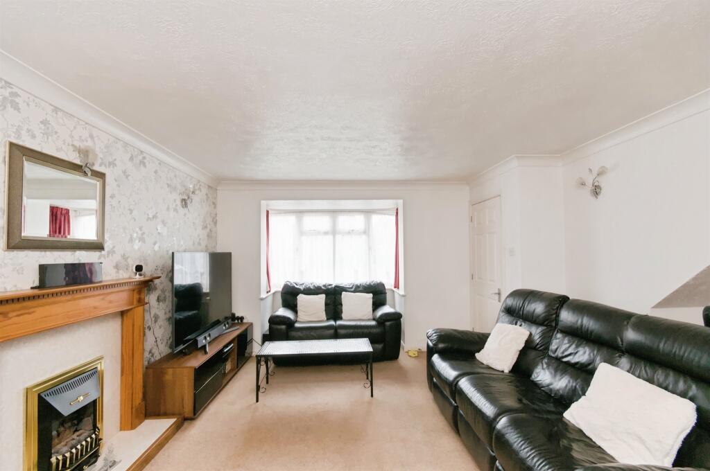 Grasmere Close, Eastbourne photo 5
