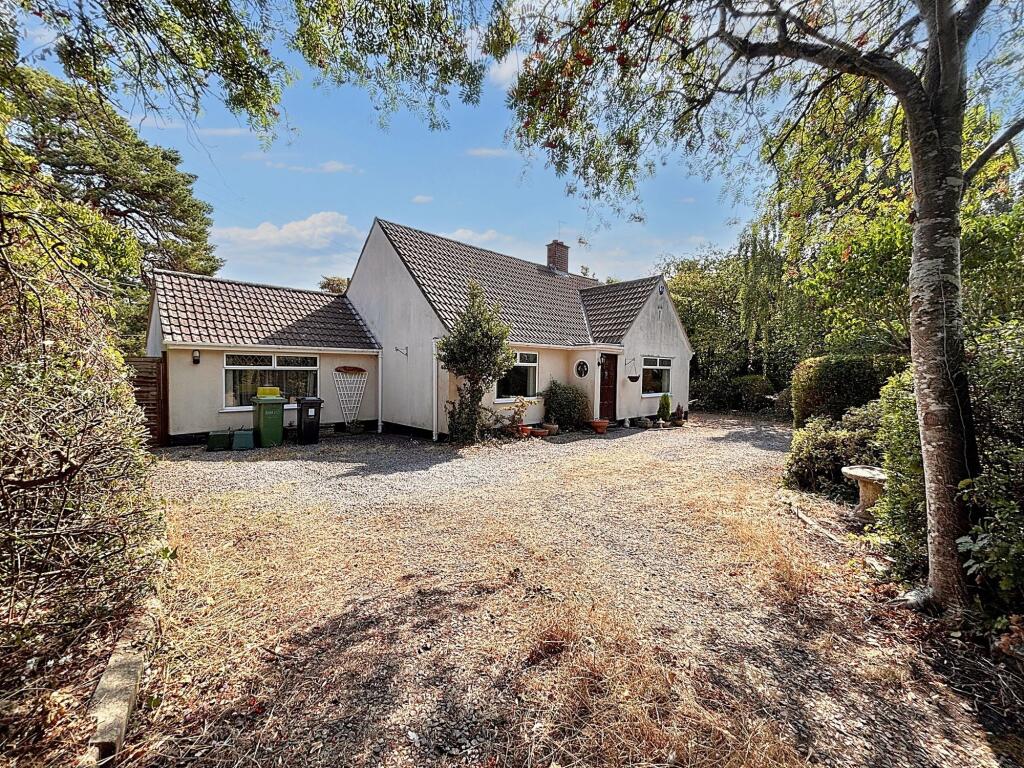 4-bed detached on The Inner Down, Old Down, BS32, £725,000