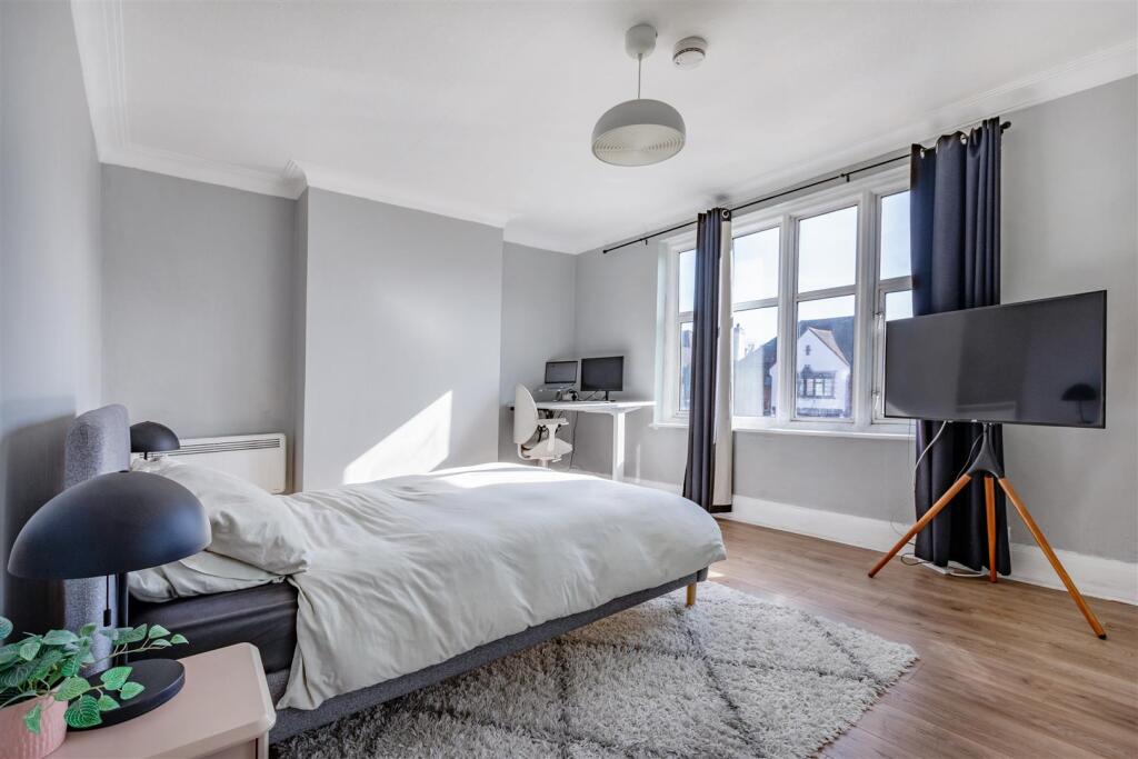 Apartment in Hove, Brighton and Hove - View 3