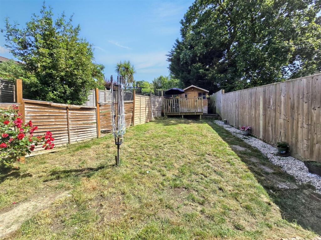 House in Ryde, Oakfield - View 2