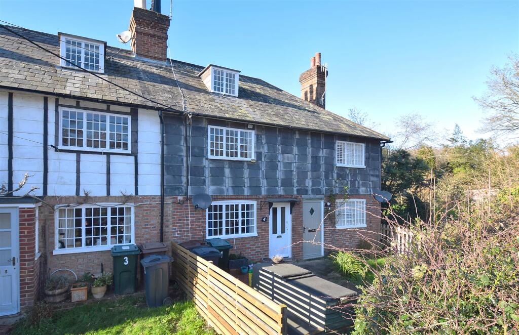 2-bed terraced on Bourne Lane, Hamstreet,, £265,000