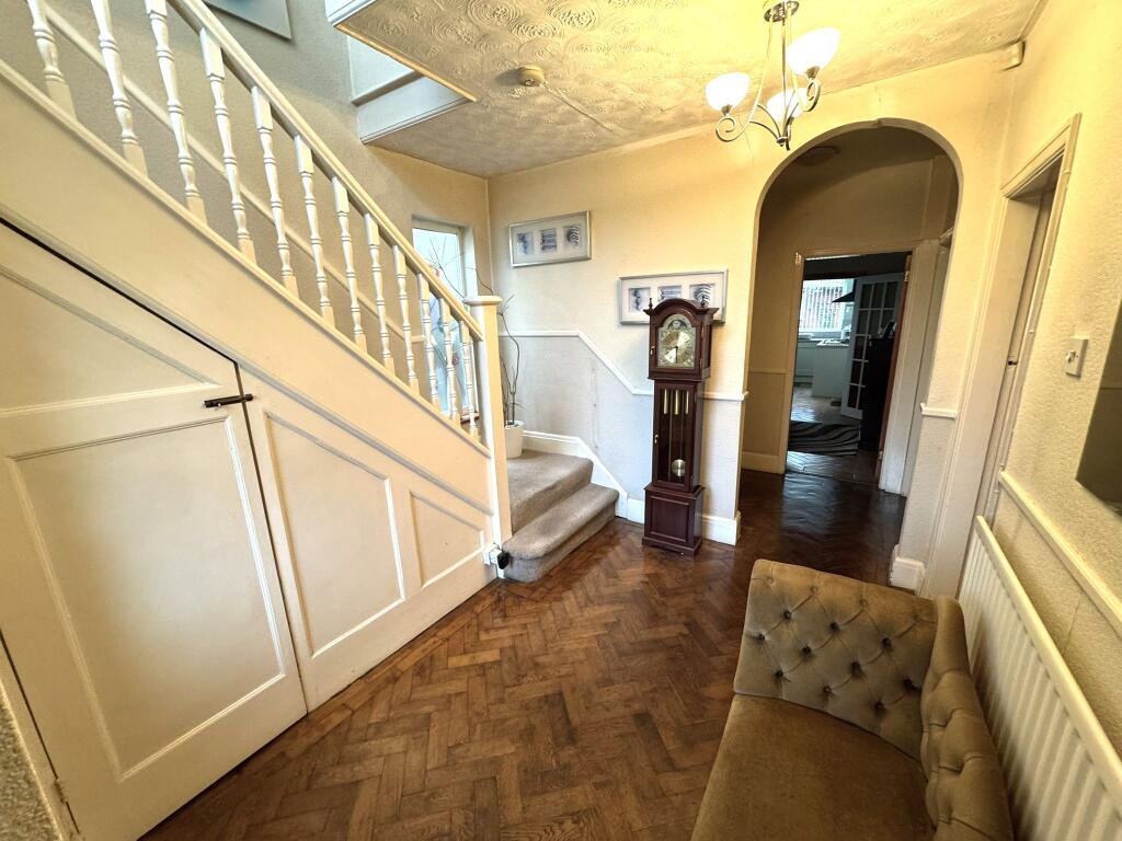 House in Walsall, Shepwell Green - View 5