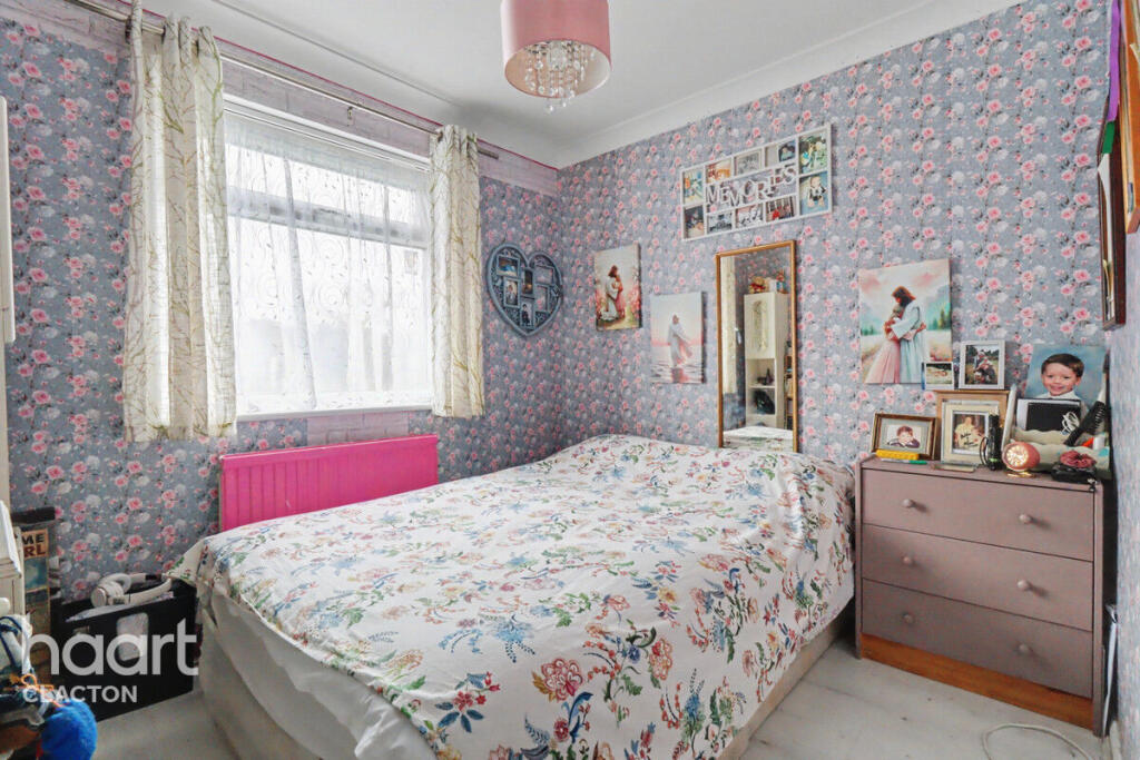 Virginia Close, Clacton-On-Sea - View 5