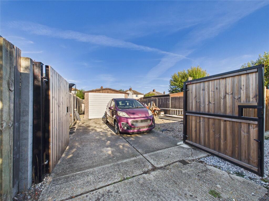 House in Braintree, Witham - View 4