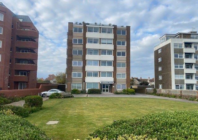 Main image of property: Flat 4 Caversham Court, West Parade, Worthing, BN11 3RA