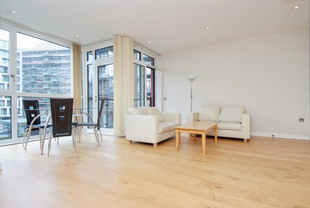 Main image of property: Hepworth Court, Grosvenor Waterside, 30 Gatliff Road, London, SW1W