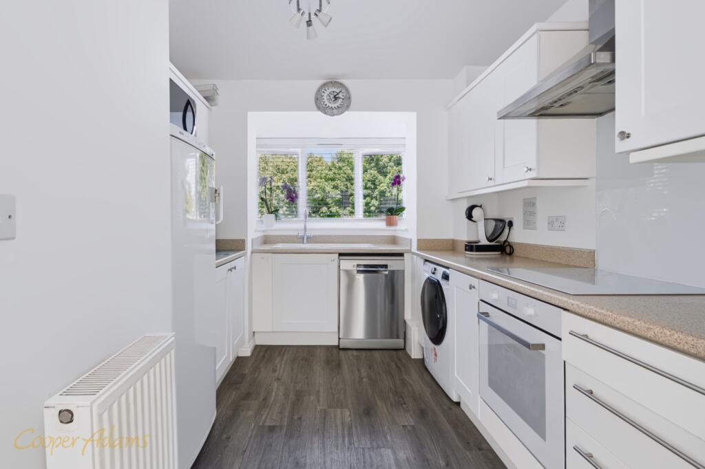 Steele Crescent, Wick, BN17 photo 5