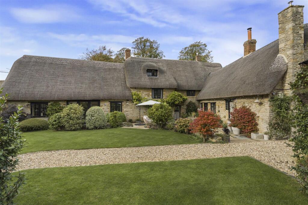 Main image of property: Main Street, Duns Tew