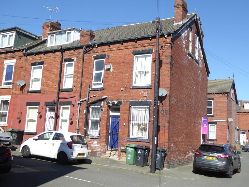 Main image of property: Brompton Grive, Beeston, LS11
