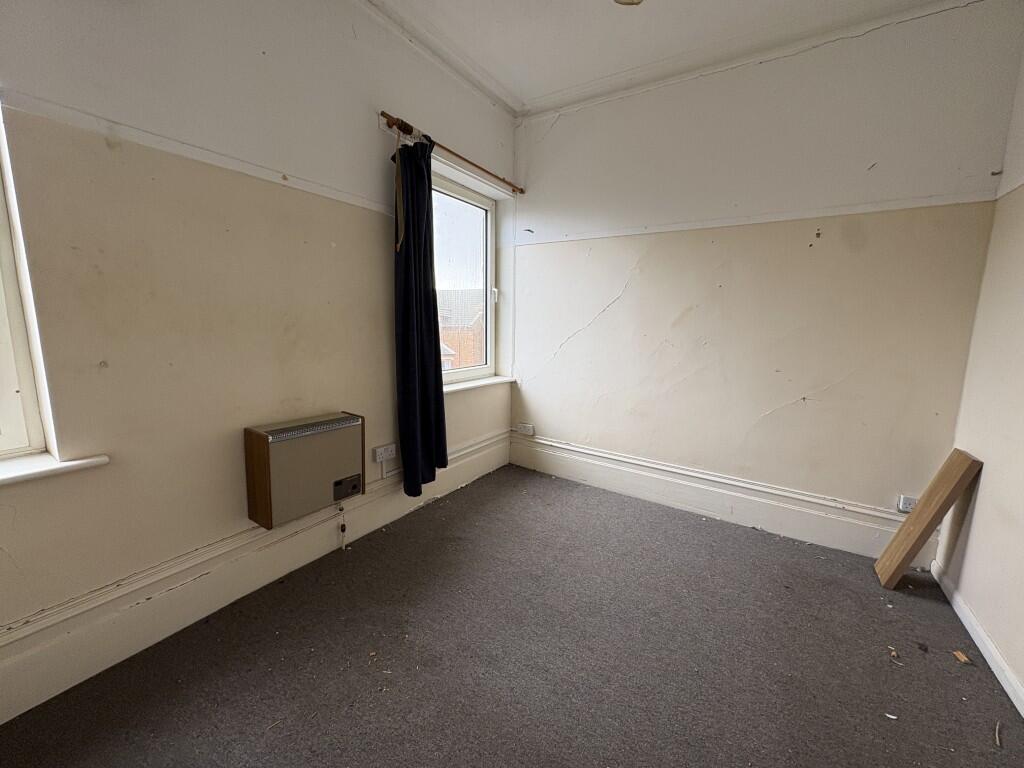 Flat 3A & 3B, 24 High Street, Hunstanton, Norfolk PE36 5AF photo 4