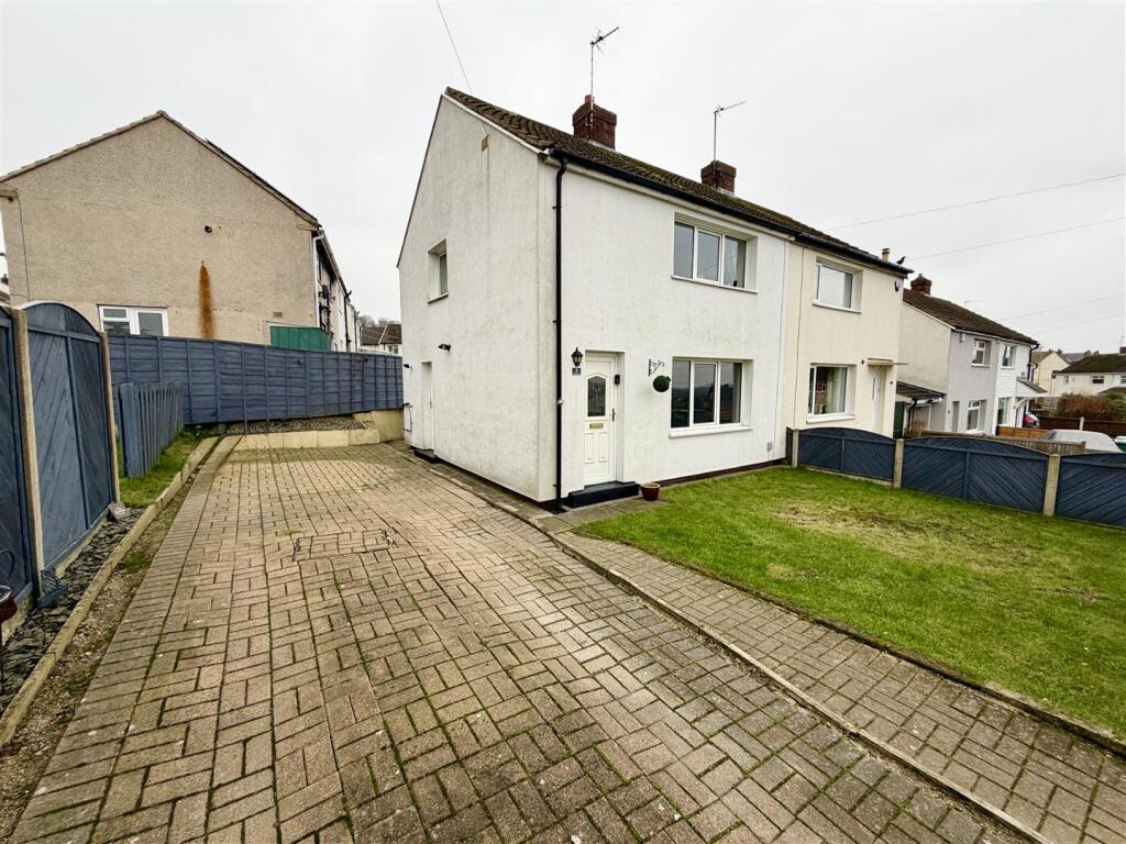 Main image of property: The Green, Kippax, Leeds