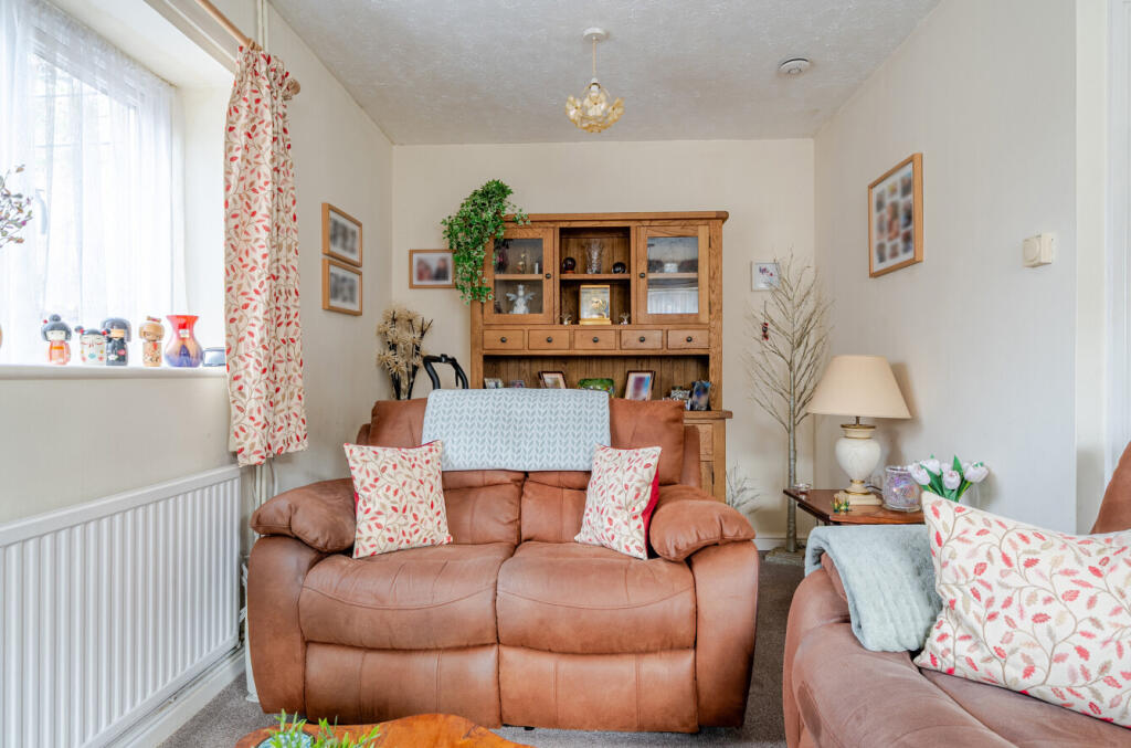 House in Ilminster, Knott Oak - More