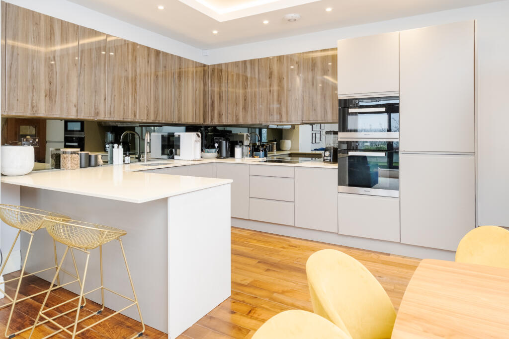 Apartment in London, Muswell Hill - View 3