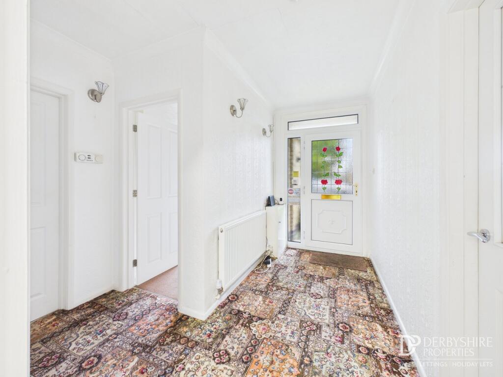 St Andrews Drive, Swanwick, DE55 photo 3