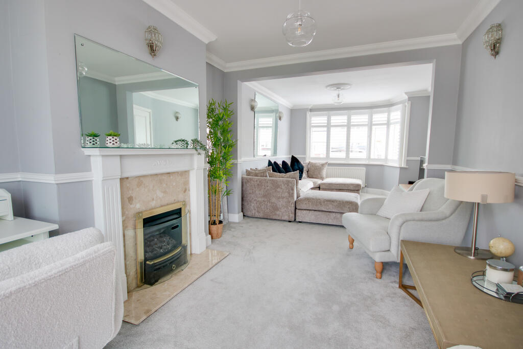 House in Southampton - View 2