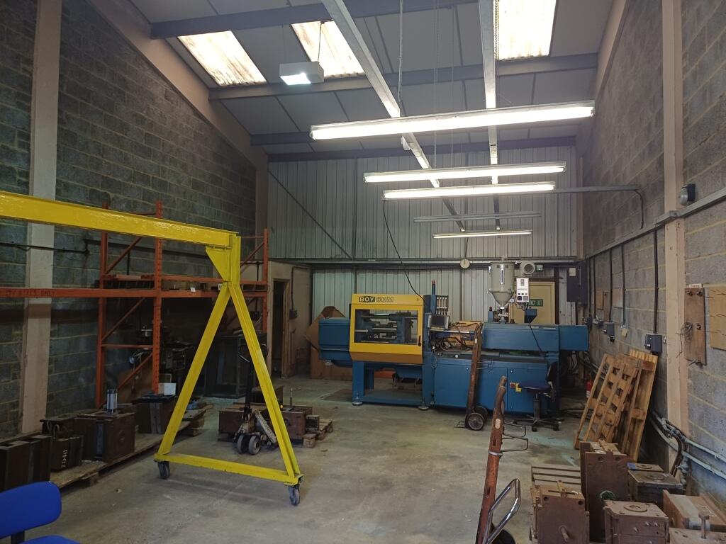 Photo 1