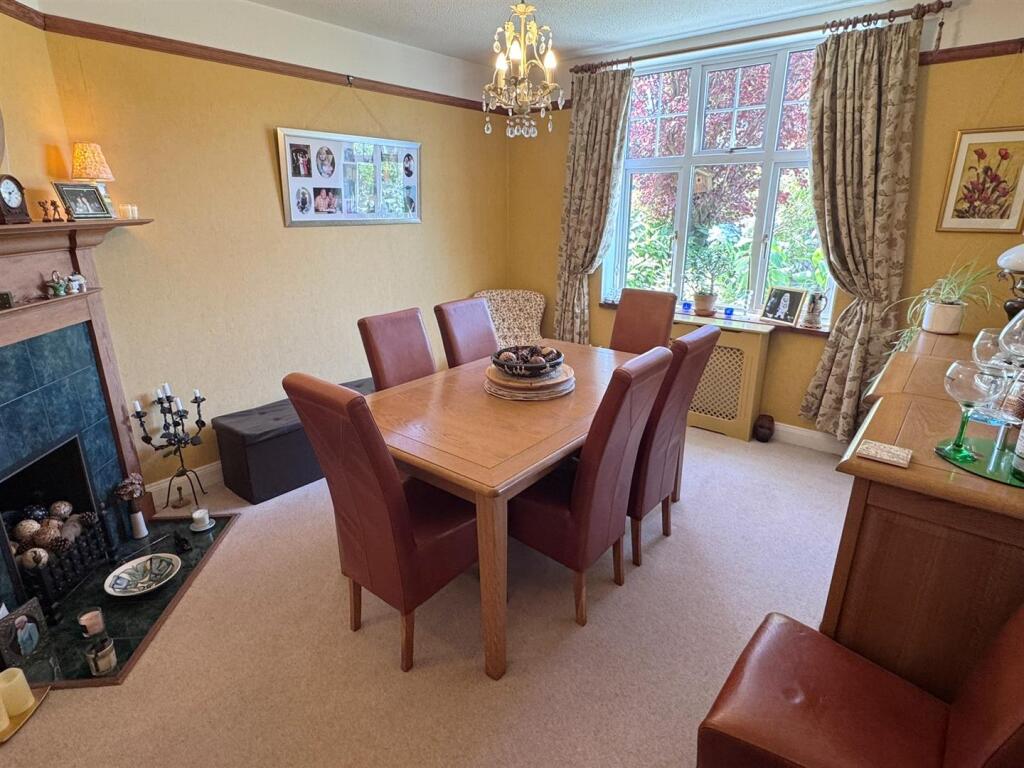 House in Newbury, West Berkshire - View 4