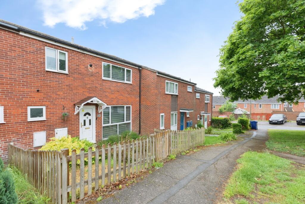 Main image of property: Forgeway, Banbury OX16