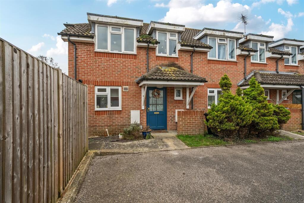 3-bed house on Jubilee Place, Bognor Regis, £270,000