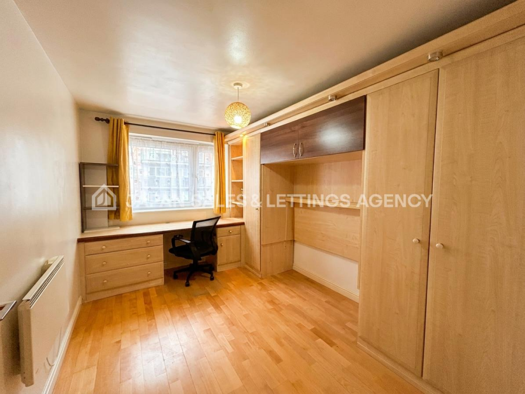 Apartment in London, West Ealing, Hanwell - View 5