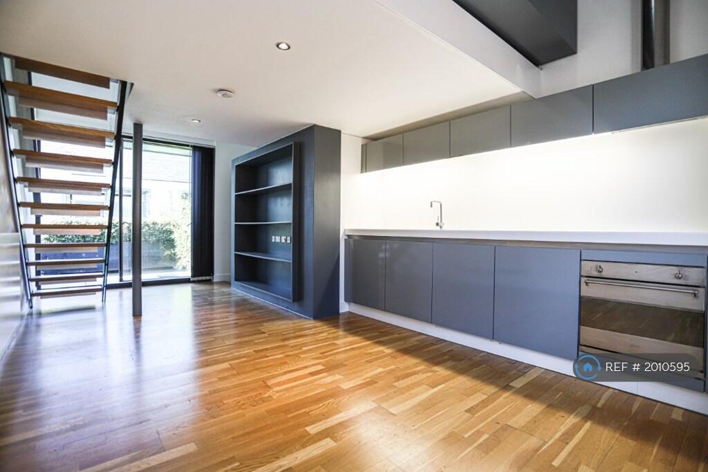 Main image of property: Laburnum Street, Salford, M6