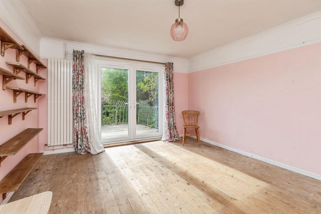 House in Rother, Westfield - View 4